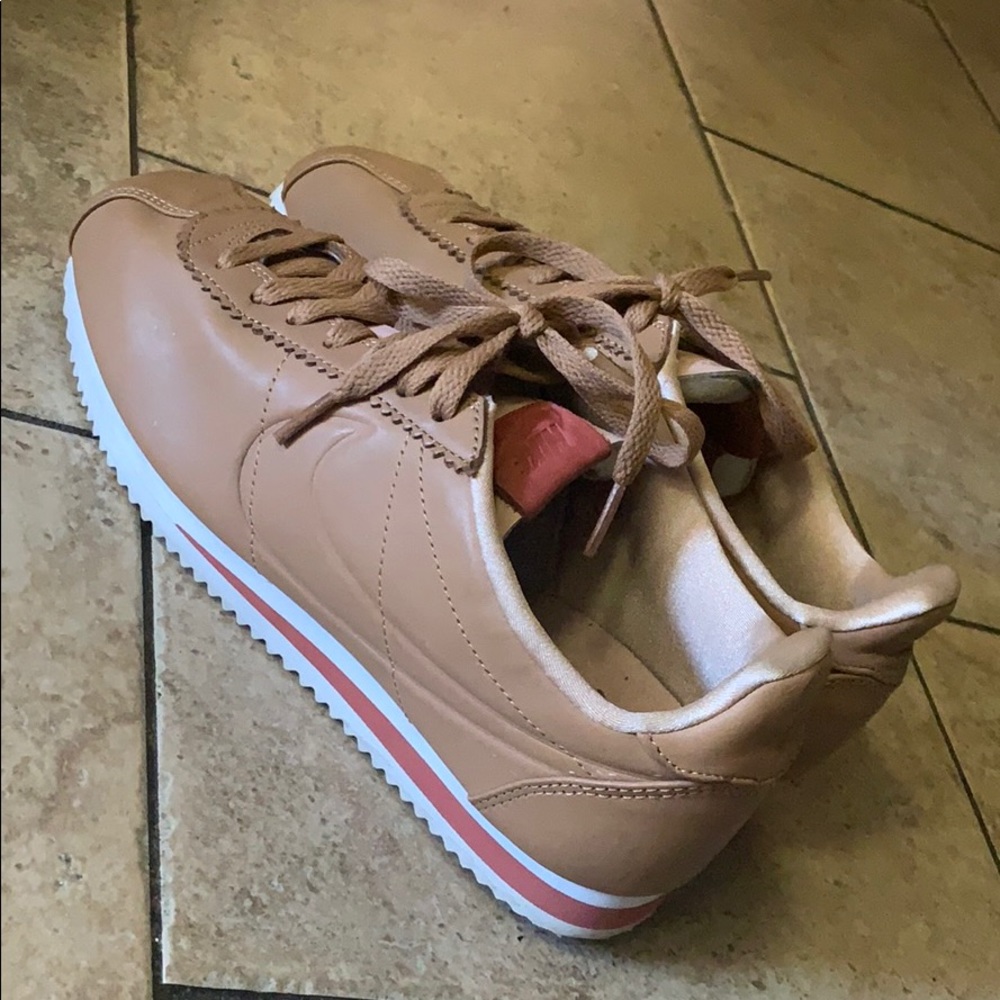 Women’s rare leather Cortez sneakers